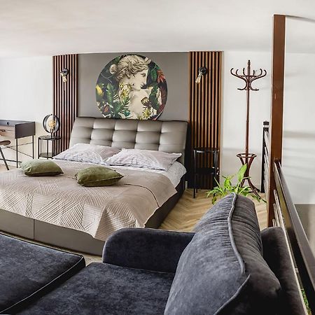 Apartament Dwupoziomowy Venus 쳉스토호바 외부 사진